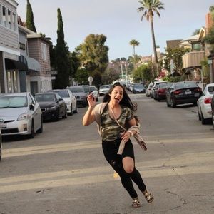 Meet your Posher, Chrissy